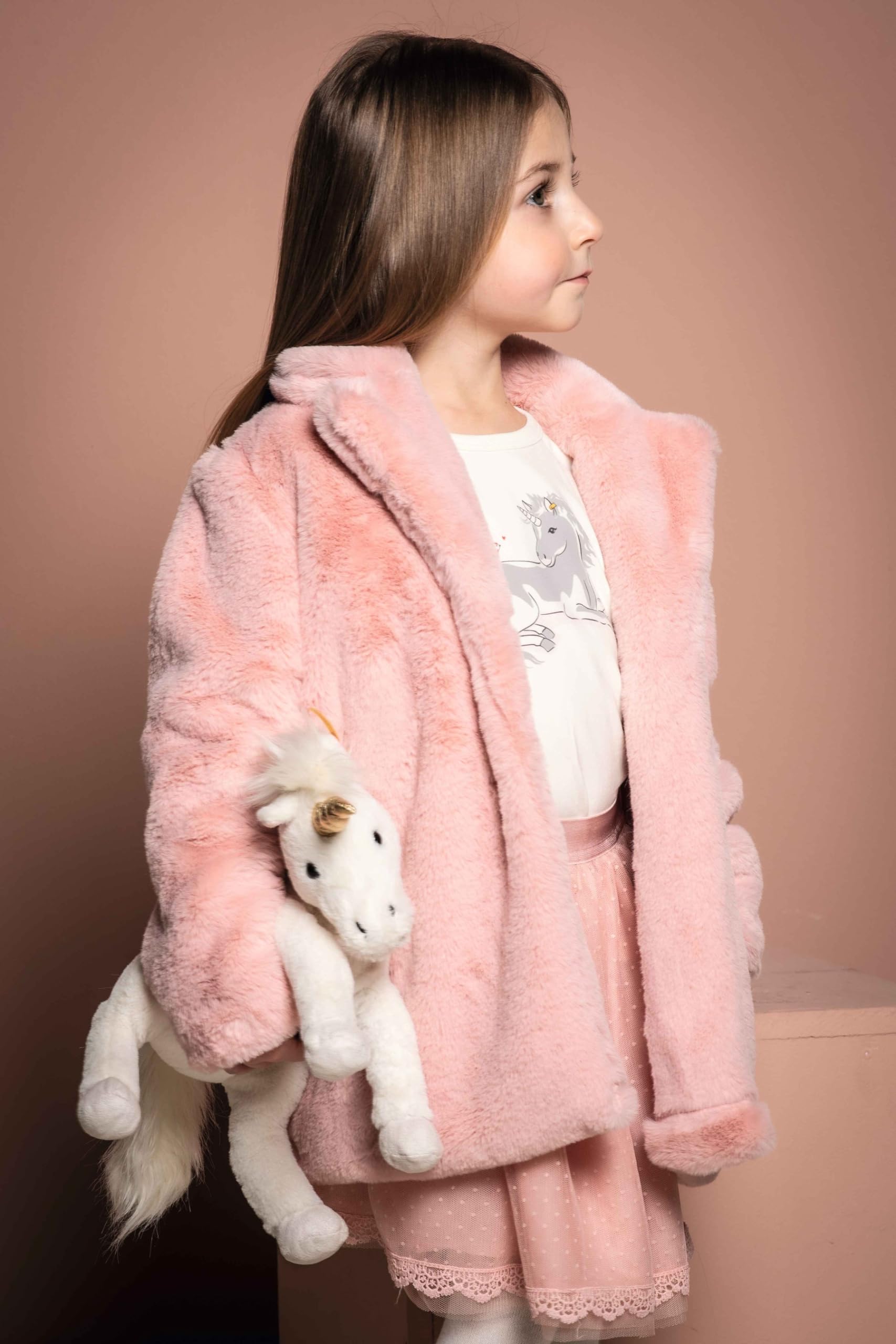 Steiff Unica Einhorn weiß liegend 27 cm, Soft Cuddly Friends Plüschtier, kuscheliges Stofftier mit Granulat, Einhorn