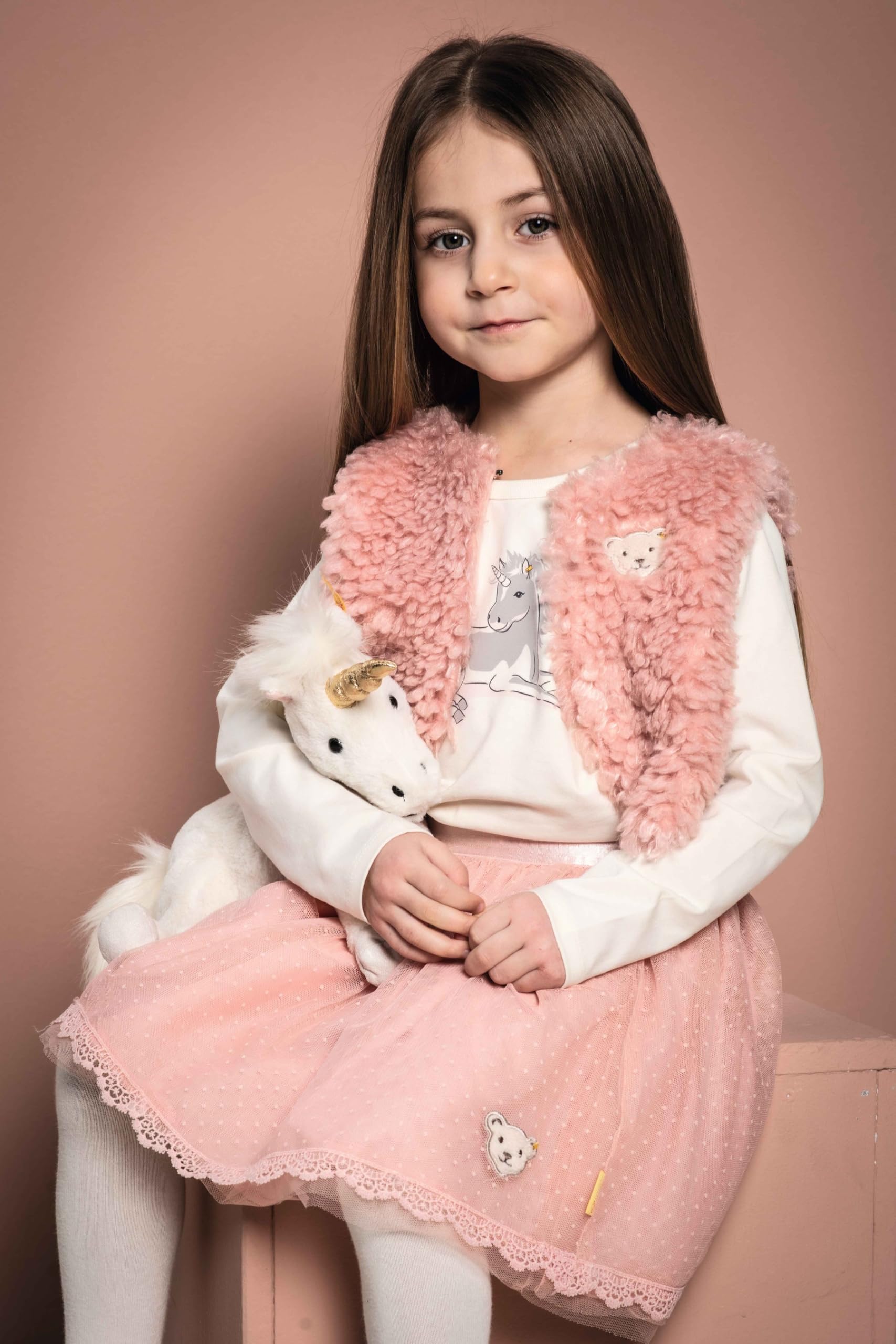 Steiff Unica Einhorn weiß liegend 27 cm, Soft Cuddly Friends Plüschtier, kuscheliges Stofftier mit Granulat, Einhorn