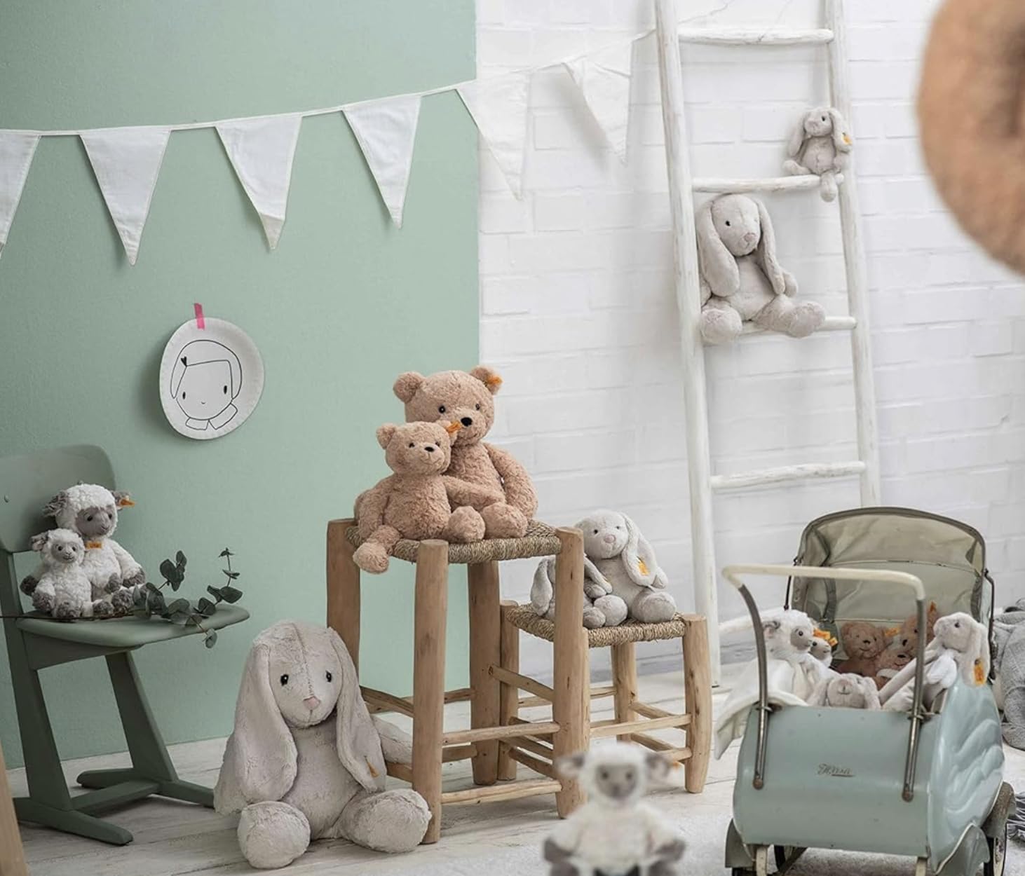 Steiff Jimmy Teddybär 30 cm, Soft Cuddly Friends Kuscheltier, hellbraun, süßes Stofftier für Kinder